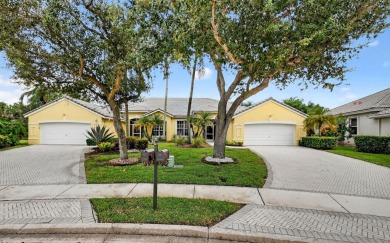 Experience luxurious Aberdeen country club living in this on  in Florida - for sale on GolfHomes.com, golf home, golf lot