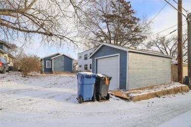 Adorable 1 bedroom, 1 bathroom home conveniently located. Lots on Hiawatha Golf Course in Minnesota - for sale on GolfHomes.com, golf home, golf lot