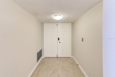 Under contract-accepting backup offers. One or more photo(s) has on Belleair Country Club in Florida - for sale on GolfHomes.com, golf home, golf lot