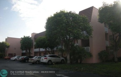 55+ COMMUNITY, UNIT IS ON THE 2nd FLOOR, WELL KEPT BUILDING #120 on Sunrise Lakes Phase III in Florida - for sale on GolfHomes.com, golf home, golf lot