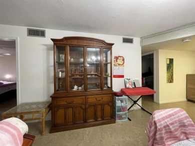 Well maintained updated 2/2 55+ condo, first floor with serene on Hollybrook Golf and Tennis Club  in Florida - for sale on GolfHomes.com, golf home, golf lot