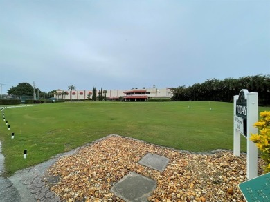 Well maintained updated 2/2 55+ condo, first floor with serene on Hollybrook Golf and Tennis Club  in Florida - for sale on GolfHomes.com, golf home, golf lot