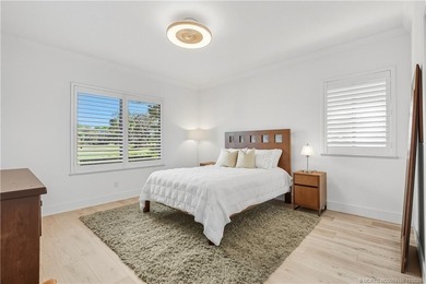 Beautifully updated 4BR/3.5BA CBS home on 1 acre in the gated on Evergreen Club in Florida - for sale on GolfHomes.com, golf home, golf lot