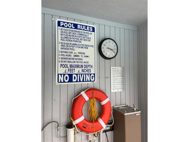 Well maintained updated 2/2 55+ condo, first floor with serene on Hollybrook Golf and Tennis Club  in Florida - for sale on GolfHomes.com, golf home, golf lot