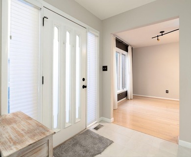 Beautiful 3 bedroom , 2.5 bath, 2-Story Townhome in Highly on Briar Ridge Country Club in Indiana - for sale on GolfHomes.com, golf home, golf lot