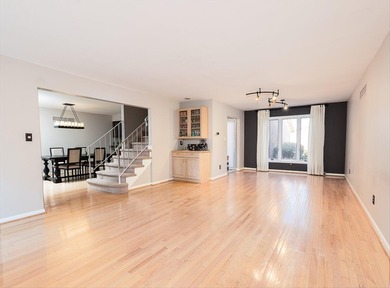 Beautiful 3 bedroom , 2.5 bath, 2-Story Townhome in Highly on Briar Ridge Country Club in Indiana - for sale on GolfHomes.com, golf home, golf lot