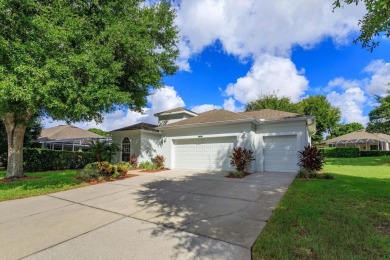 One or more photo(s) has been virtually staged. PROPERTY IS on Kings Ridge Golf Club in Florida - for sale on GolfHomes.com, golf home, golf lot