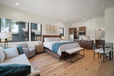 Don't miss this turnkey opportunity to own a beautifully on Sunriver Caldera Springs Golf Course in Oregon - for sale on GolfHomes.com, golf home, golf lot
