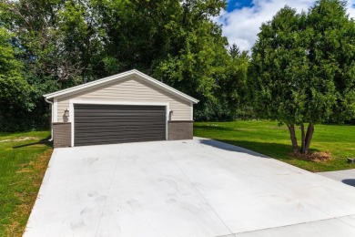 Enjoy shared deeded access to Pewaukee Lake! Perfect for on Western Lakes Golf Club in Wisconsin - for sale on GolfHomes.com, golf home, golf lot