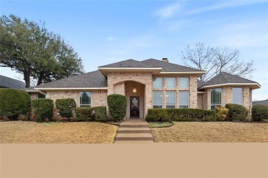 Well maintained spacious One Story with THREE (3) separate on The Shores Country Club in Texas - for sale on GolfHomes.com, golf home, golf lot