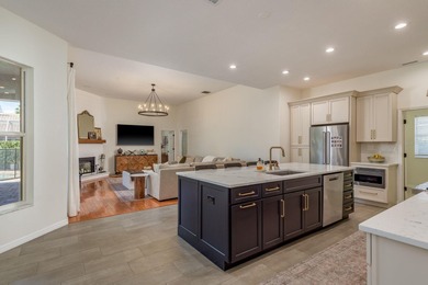 Set behind the gates of Harbor Links, one of Westchase's most on Westchase Golf Club in Florida - for sale on GolfHomes.com, golf home, golf lot