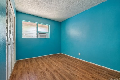 Come feel right at home in this pet friendly 3 bed 2 bath home on Pearl Country Club in Hawaii - for sale on GolfHomes.com, golf home, golf lot