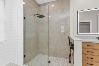 One or more photo(s) has been virtually staged. WOW - WOW - WOW on Kings Gate Golf Club in Florida - for sale on GolfHomes.com, golf home, golf lot