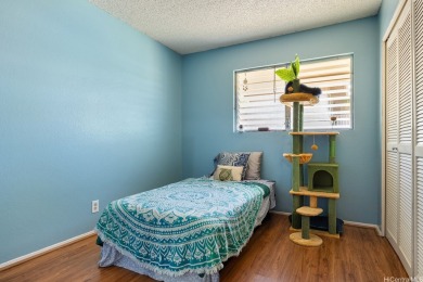 Come feel right at home in this pet friendly 3 bed 2 bath home on Pearl Country Club in Hawaii - for sale on GolfHomes.com, golf home, golf lot