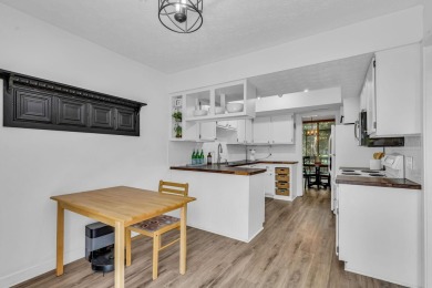 Welcome to this beautifully updated condominium located in the on Little Turtle Golf Club in Ohio - for sale on GolfHomes.com, golf home, golf lot