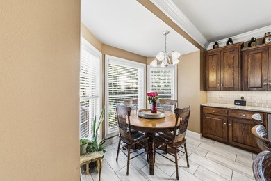 Located in the desirable Greystone neighoborhood, this stylish & on Greystone Country Club in Arkansas - for sale on GolfHomes.com, golf home, golf lot