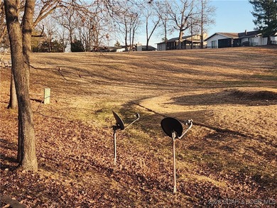 Great opportunity for some mailbox money without a big on The Oaks Golf Course in Missouri - for sale on GolfHomes.com, golf home, golf lot