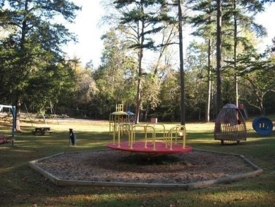 Nice building lot in Cickasaw Point. Property is located on the on The Trail At Chickasaw Pointe in South Carolina - for sale on GolfHomes.com, golf home, golf lot