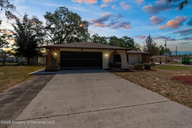 Welcome home to this charming and METICULOUSLY maintained on Oak Hills Country Club in Florida - for sale on GolfHomes.com, golf home, golf lot