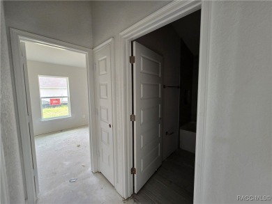 SELLER PROMO ON THIS POPULAR 1820 PLAN ON A CUL DE SAC IN A on Twisted Oaks Golf Club in Florida - for sale on GolfHomes.com, golf home, golf lot