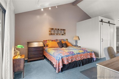 Location, Lifestyle & Convenience! Welcome to Tan-Tar-A Estates on The Oaks Golf Course in Missouri - for sale on GolfHomes.com, golf home, golf lot