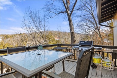 Location, Lifestyle & Convenience! Welcome to Tan-Tar-A Estates on The Oaks Golf Course in Missouri - for sale on GolfHomes.com, golf home, golf lot