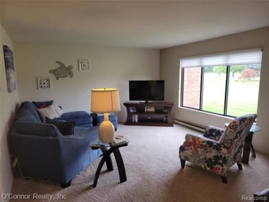 What a outstanding condo in the city of Marysville. Don't miss on Marysville Golf Course in Michigan - for sale on GolfHomes.com, golf home, golf lot