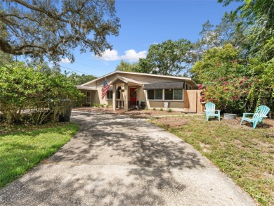 Welcome to this charming 3-bedroom, 2-bath home that perfectly on Babe Zaharias Golf Course in Florida - for sale on GolfHomes.com, golf home, golf lot