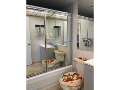 Beautiful 2/2 ready to move in condo located in the desirable on Sunrise Lakes Phase IV Golf Course in Florida - for sale on GolfHomes.com, golf home, golf lot