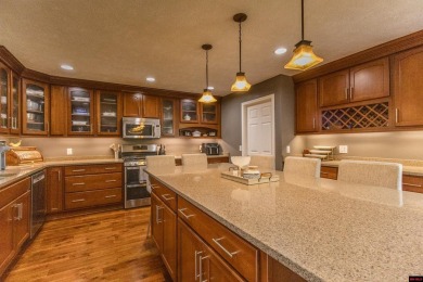 Beautifully updated 4 bedroom, 2 bathroom home in Village Green on Twin Lakes Golf Club in Arkansas - for sale on GolfHomes.com, golf home, golf lot