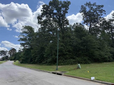 Here is a great opportunity to purchase a lot in Arlington Park on Hot Springs Golf and Country Club in Arkansas - for sale on GolfHomes.com, golf home, golf lot