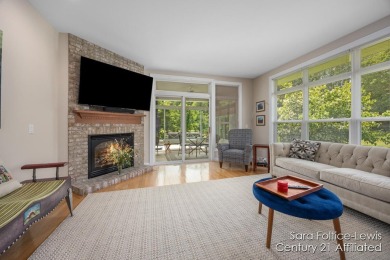 Carefree condo living located on Clearbrook Golf Course.  This on Clearbrook Golf Club in Michigan - for sale on GolfHomes.com, golf home, golf lot