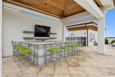 Whether you're looking for a luxurious second home, a downsized on Grapevine Golf Course in Texas - for sale on GolfHomes.com, golf home, golf lot