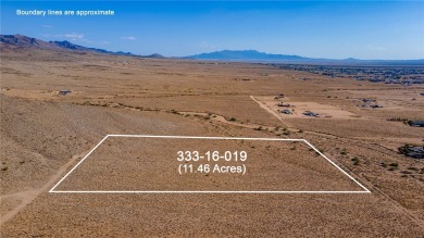 Large residential/agricultural lot ready to make your own! With on Valle Vista Golf Course in Arizona - for sale on GolfHomes.com, golf home, golf lot