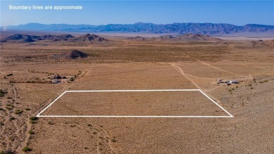 Large residential/agricultural lot ready to make your own! With on Valle Vista Golf Course in Arizona - for sale on GolfHomes.com, golf home, golf lot
