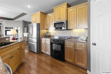 Lisa McGuire Kelly, M: , lmkelly,   - Gorgeous Brick Ranch home on Iron Horse Golf Club in Nebraska - for sale on GolfHomes.com, golf home, golf lot