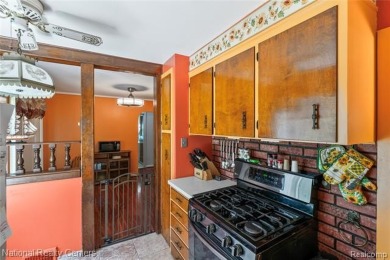 Charming 3-Bedroom Brick Cape Cod in Desirable Elizabeth Lake on Pontiac Country Club in Michigan - for sale on GolfHomes.com, golf home, golf lot