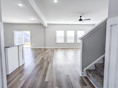 Quick Move In Ready Home!  Welcome to this stunning 4-bedroom, 2 on Cypress Point Par 3 in South Carolina - for sale on GolfHomes.com, golf home, golf lot