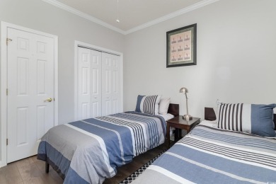 This is a first-floor, fully-furnished 3-bedroom/2-bathroom on Arrowhead Country Club in South Carolina - for sale on GolfHomes.com, golf home, golf lot