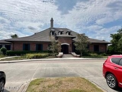 RARE FIND is this larger 2 story, maintenance free Townhome in on Plantation Bay Golf and Country Club in Florida - for sale on GolfHomes.com, golf home, golf lot