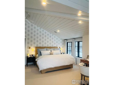 The best location on Briar Ridge Ct! This townhouse that lives on Boulder Golf and Country Club in Colorado - for sale on GolfHomes.com, golf home, golf lot