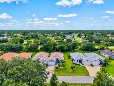 Experience comfortable Florida living in this beautifully on Bobcat Trail Golf Club in Florida - for sale on GolfHomes.com, golf home, golf lot