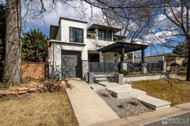 The best location on Briar Ridge Ct! This townhouse that lives on Boulder Golf and Country Club in Colorado - for sale on GolfHomes.com, golf home, golf lot