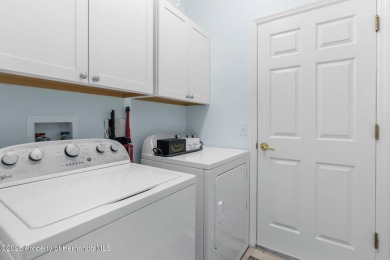 FANTASTIC MOVE IN READY POOL HOME with AWESOME REAR VIEW of HOLE on Heritage Pines Country Club in Florida - for sale on GolfHomes.com, golf home, golf lot