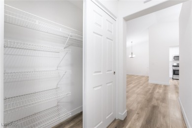 Beautifully remodeled modern-style townhome in the sought-after on Highland Falls Golf Club in Nevada - for sale on GolfHomes.com, golf home, golf lot