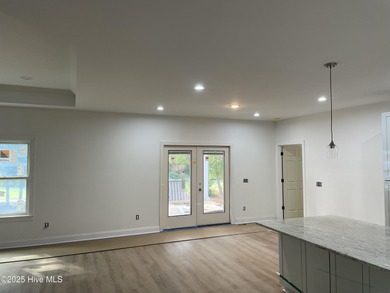 Golf Lifestyle Focus Gem!, Live on the Green - Luxury Golf Front on Seven Lakes Country Club in North Carolina - for sale on GolfHomes.com, golf home, golf lot