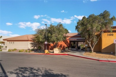 Beautifully remodeled modern-style townhome in the sought-after on Highland Falls Golf Club in Nevada - for sale on GolfHomes.com, golf home, golf lot