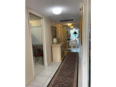 Prime corner 3BD/2BA residence featuring one of the largest on Palm-Aire Country Club and Resort - The Oaks in Florida - for sale on GolfHomes.com, golf home, golf lot