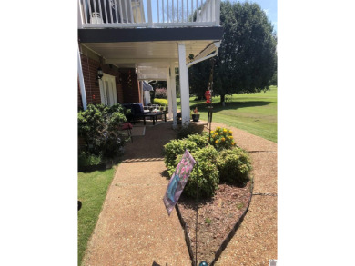 Spacious and inviting 2-bedroom, 1.5-bath walk-out basement on Mayfield-Graves Country Club in Kentucky - for sale on GolfHomes.com, golf home, golf lot