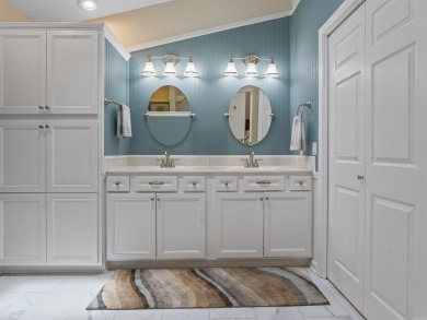 Move-in Ready and Picture-Perfect! Nestled in the heart of Hot on Coronado Golf Course in Arkansas - for sale on GolfHomes.com, golf home, golf lot